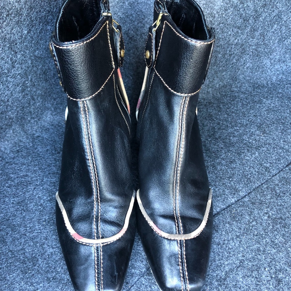 ❌SOLD❌ Burberry Ankle Boots